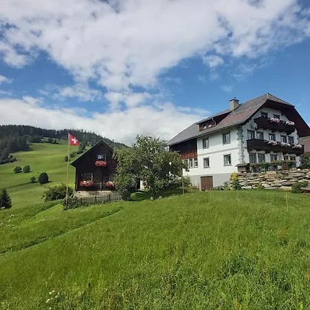 アパート Schweizer Hof タムスヴェーク