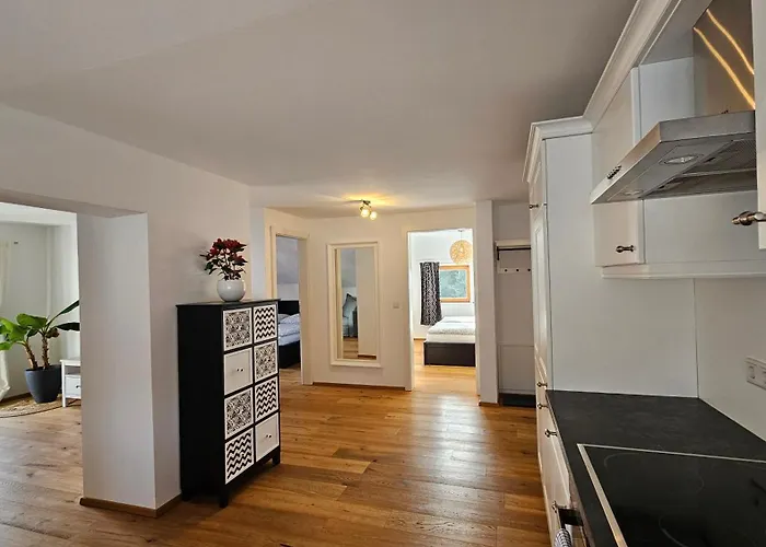 Schweizer Hof * タムスヴェーク